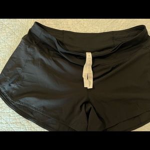 Speed Up Mid Rise Lined short 4”